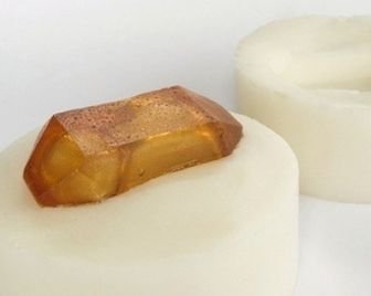Съедобные кристаллы из карамели